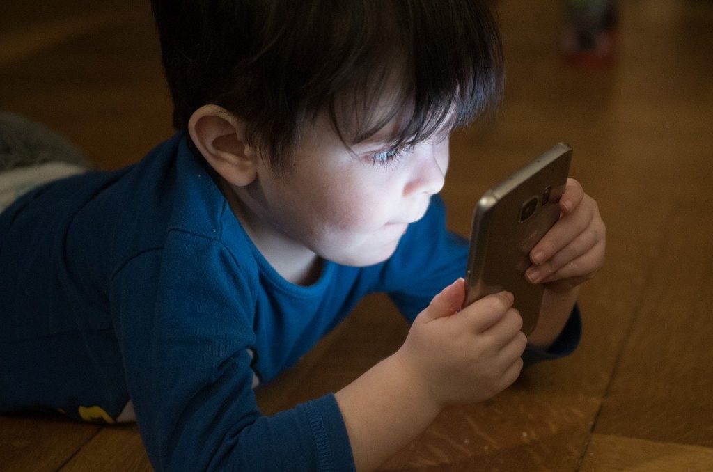Espionner l’iPhone de vos enfants pour les protéger